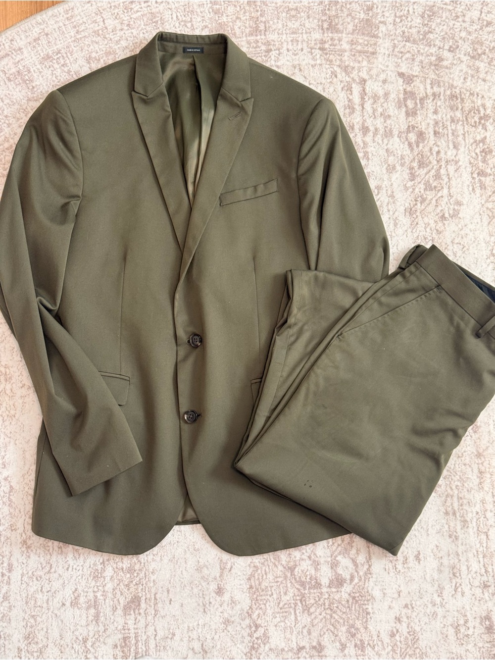 jf j.ferrar Olive Green Men's Two-Piece Suit Blazer & Pants